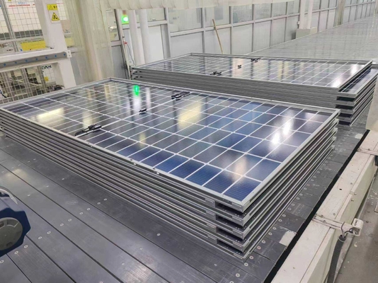 Goede prijs. Stalen zonnepanelen met een sterke duurzaamheid en universele compatibiliteit - gemakkelijke installatie online