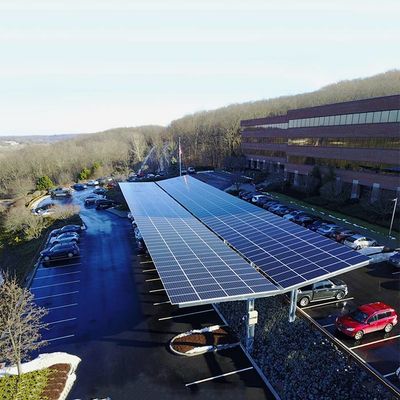 Goede prijs. Hoog - kwaliteit Photovoltaic Carport 20M van het de Autoparkeren van Max Building Height Framed Module Zonne Opzettende Systemen online