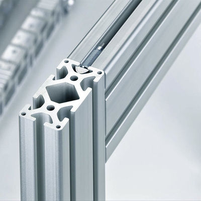 Goede prijs. 2560mm 3405mm 4200mm Geanodiseerd Aluminium Ingelast Spoor online